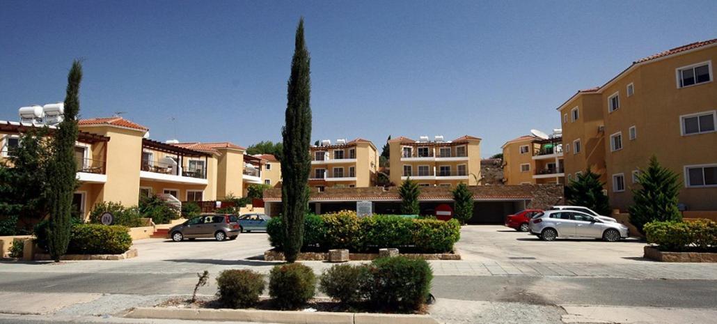 Sirena Olympia Apartment 40 Paphos Extérieur photo