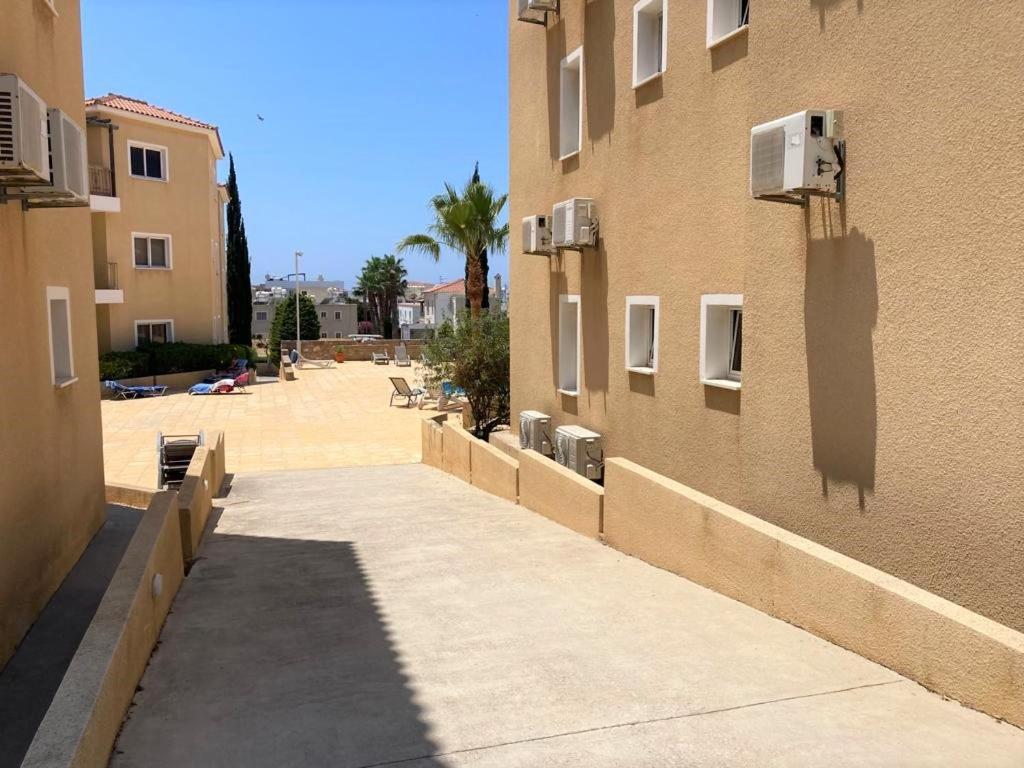 Sirena Olympia Apartment 40 Paphos Extérieur photo